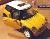 Авто р/у NewRay 1/32
