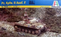 Танк Italeri  1/72 