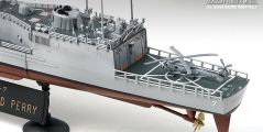 Корабль Academy 1/350
