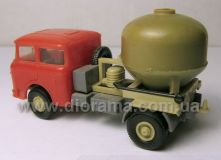 Авто (тягач с прицепом) 1/87